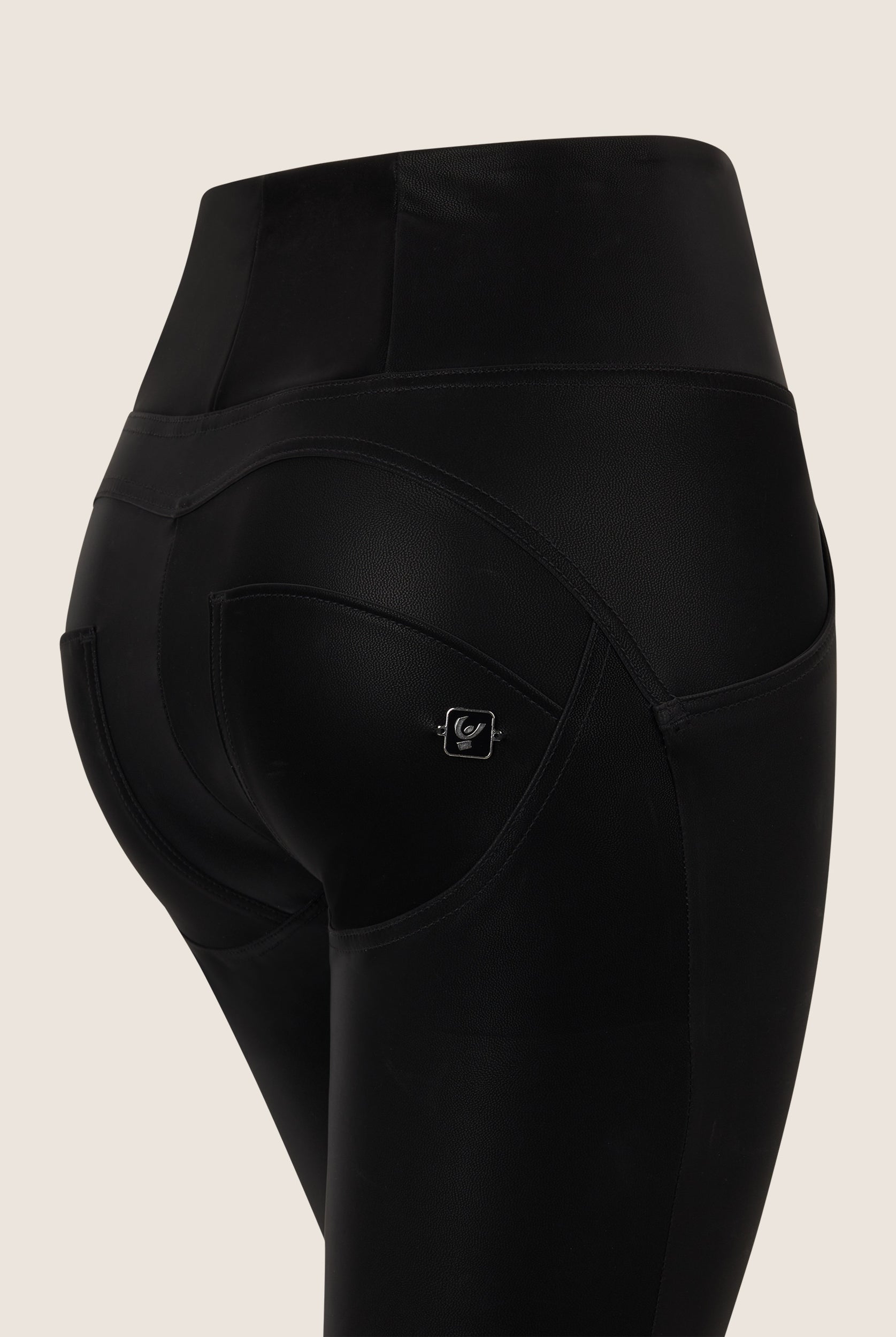 WR.UP® Push-Up - Vegan Leather