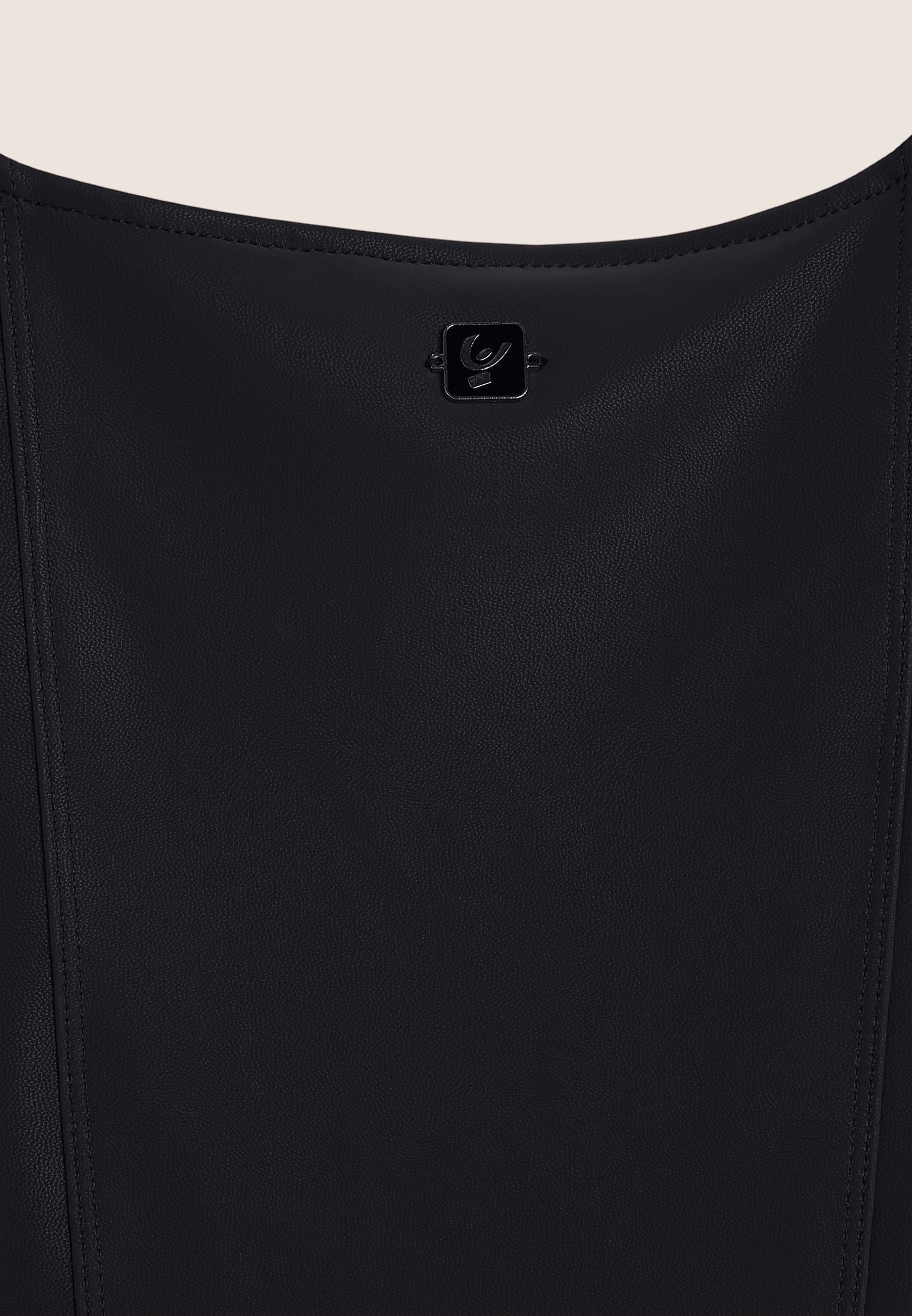 Body - Vegan Leather