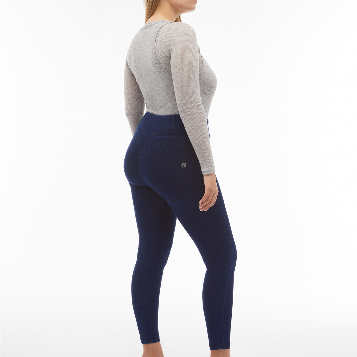 Freddy WR.UP® Core Dame Push-Up Jeans - 7/8 Høj Talje Super Skinny - Denim Indigo - Blå Syninger - J0B – Freddywear