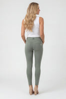WR.UP Push-Up Regular Waist Skinny 7/8 Pants - Iceberg Green